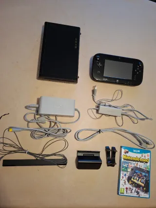 Nintendo Wii U Premium Pack 32GB + Nintendo Land