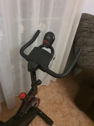 Bici Estática Deportiva Negra