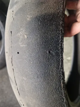 Neumáticos Sliks Moto 3