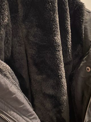 Chaquetón largo negro talla XXS