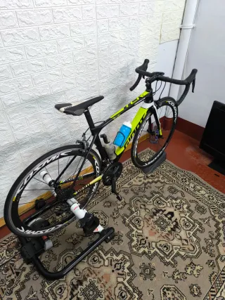 Bicicleta Giant TCR Advanced 2019