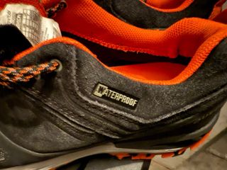 Zapatillas montaña Quechua waterproof Talla 41