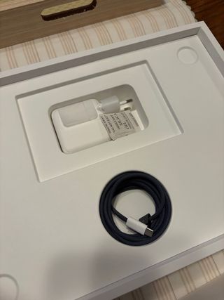 MacBook Air M4 2025 16gb+256gb 100%