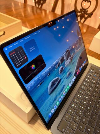 MacBook Air M4 2025 16gb+256gb 100%