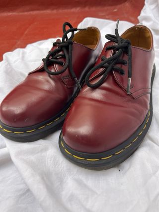 Dr. Martens Zapatos granate