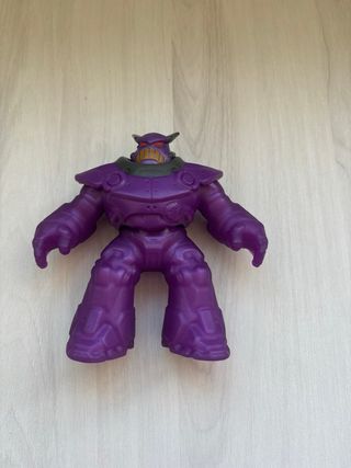 Muñeco estirable morado