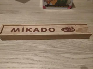 Caja de madera Mikado Pavilion