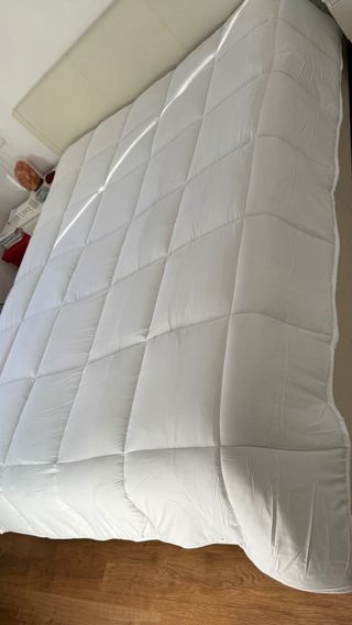 Edredón 4 estaciones poliéster sin uso