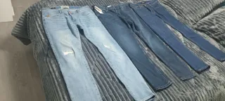 LOTE DE TRES VAQUEROS DE MARCA POR 50€ LOS TRES