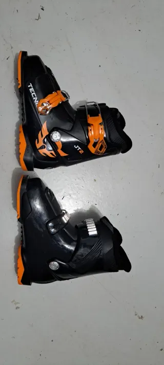 Botas de esquí y protecciones