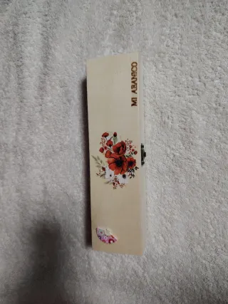 Caja de madera para abanicos. Medidas 24x6'5x4