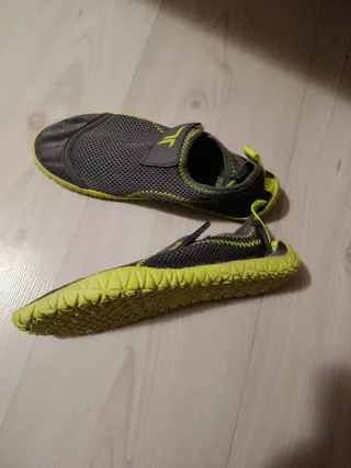 Escarpines Tenth grises y amarillos T.36/37