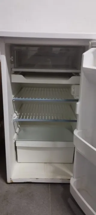 Nevera bajo encimera Whirlpool