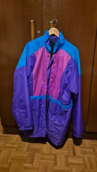 Chaqueta Retro Talla XL (no tiene nombre de marca)