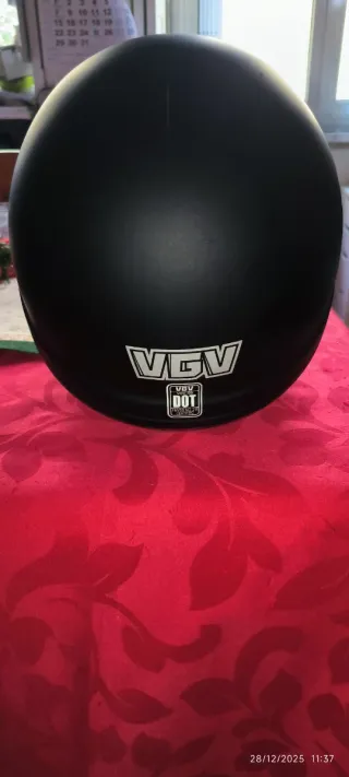 Capacete de mota com design caveira