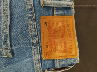 Pantalón Levi's 520 Azul