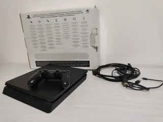 PS4 (PlayStation 4) Negra perfecto funcionamiento