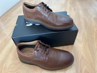 Zapatos Clarks (Gore-tex) talla 42