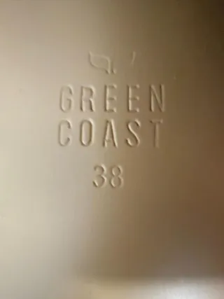 Tacones dorados plataforma