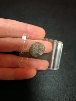 Lote de 4 monedas antiguas