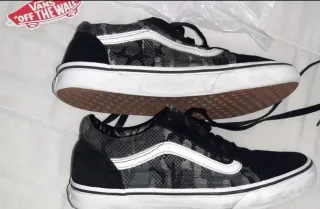 Vans Talla 38.5 con Caja Original
