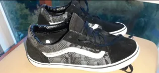 Vans Talla 38.5 con Caja Original