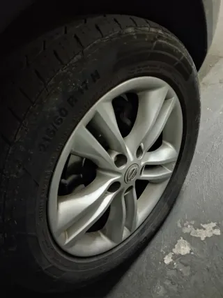 Llantas Nissan qashqai 215/60 R17 H