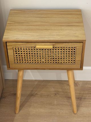 Cama 160x200 con 2 cajones y 2 mesitas