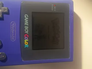 Game Boy Color + Pokémon Rosso