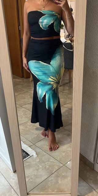 Conjunto Top y Falda Larga Estampado Floral