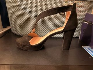 Zapatos de fiesta negros