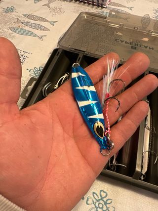 17 señuelos Jig Slow Jigging 60g y 80g