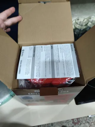 Cafetera Eléctrica iWotto 6 Tazas ,sin estrenar