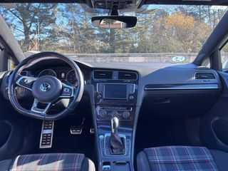 Volkswagen Golf GTI Performance MK7 DSG - 230 CV