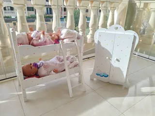 Litera y armario para muñecos bebés