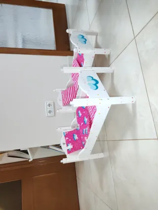 Litera y armario para muñecos bebés