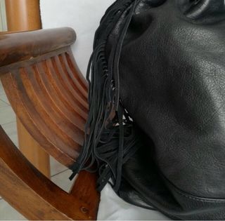 Borsa Le Solim pelle nera con frange