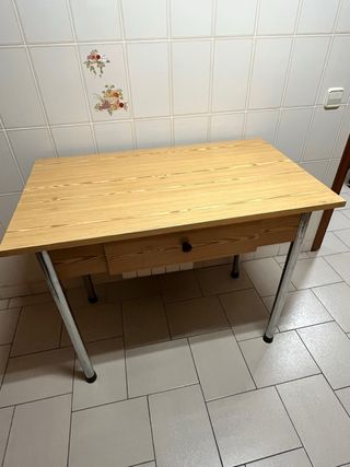Mesa de cocina madera y metal