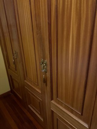 Puertas de armario madera maciza