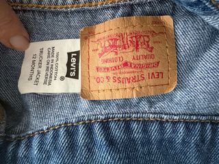 Cazadora vaquera azul  Talla 12 meses