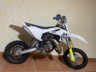 Moto de motocross Husqvarna 50 mini