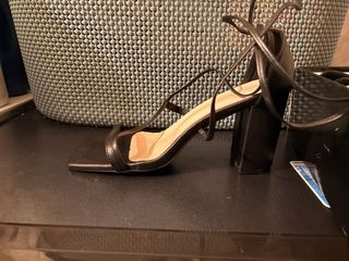 Tacones negros fiesta mujer