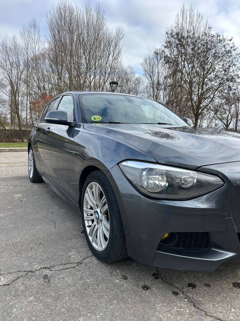 BMW 118D - foto 1