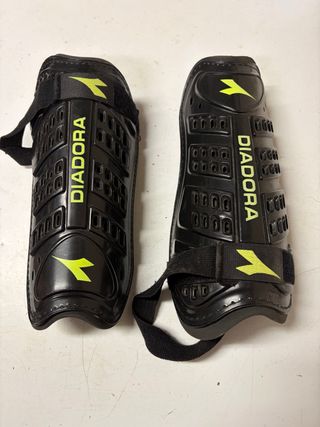 Parastinchi Calcio DIADORA Neri