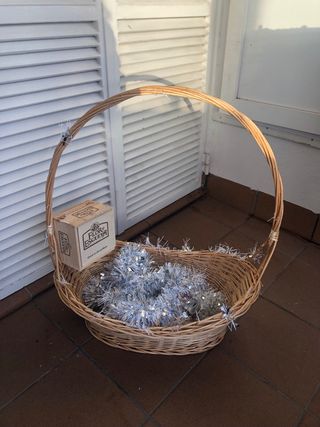 Cesta de Navidad Mimbre y Madera