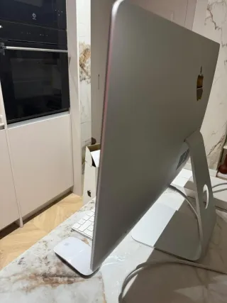 iMac 21.5 1TB Plata/Blanco