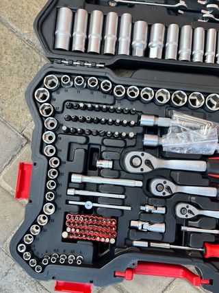 Maletín de Herramientas de 215 piezas, NUEVO