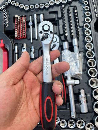 Maletín de Herramientas de 215 piezas, NUEVO