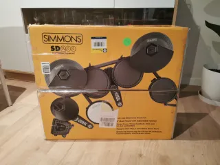 Batería Electrónica Simmons usada 2 veces.