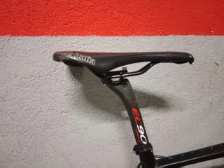 Bicicleta de carretera Cube